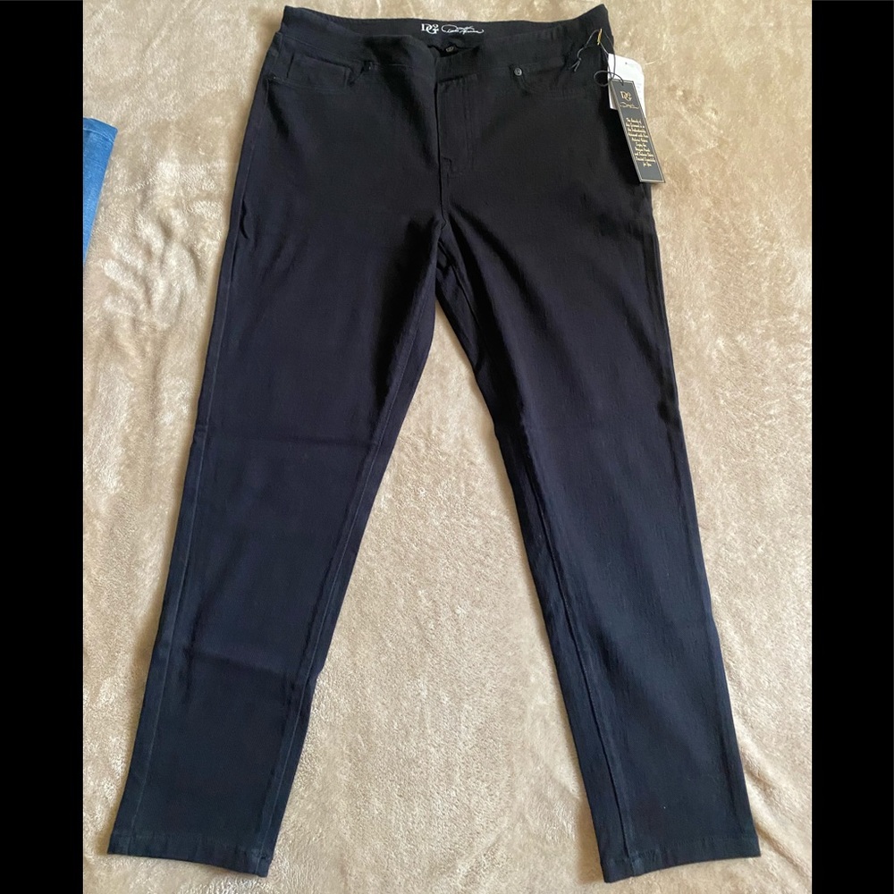 NWT DG2 Jeggings